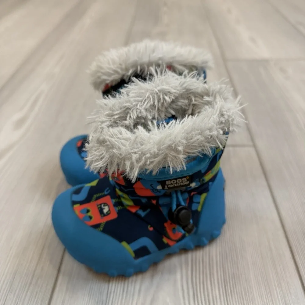 Bogs B-Moc Snow Robots Infant Toddler Size 4‎ Winter Boots, Blue Multi Pull On